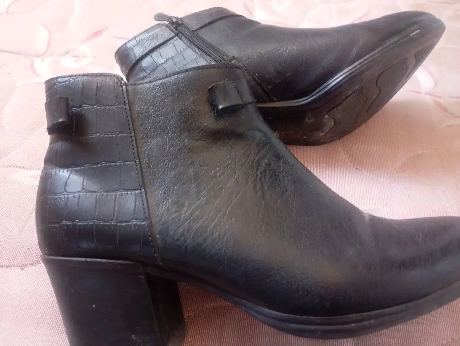 نیم پوت چرم ۳۹ تا۴۰|کیف، کفش، کمربند|گنبد کاووس, |دیوار