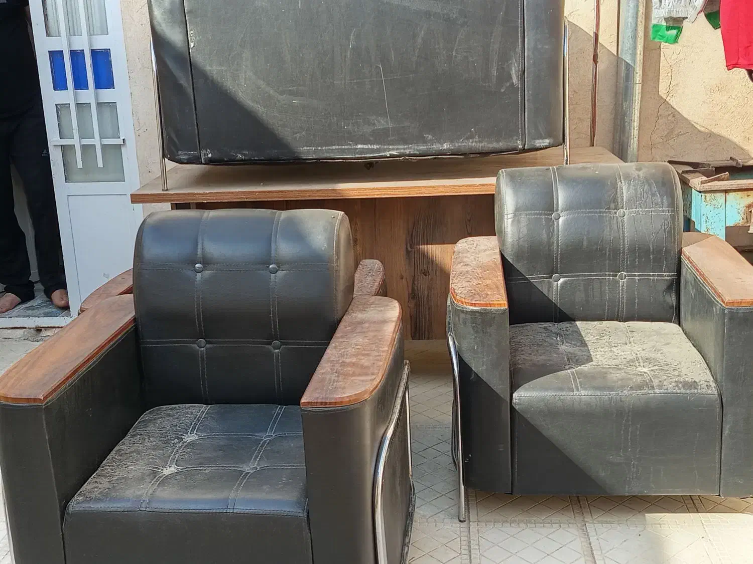 مبل  قیمت7 میلیون|مبلمان خانگی و میز عسلی|تربت‌حیدریه, پائین ولایت|دیوار