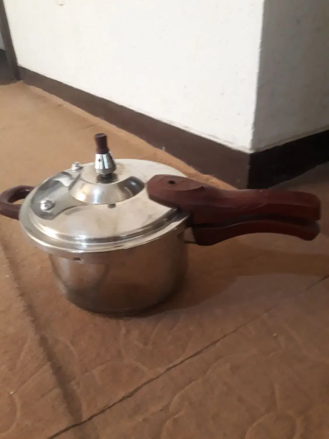 زودپز دسینی اصل ایتالیا ۴ لیتری|ظروف پخت‌وپز|شاهین‌شهر, کوی مهدیه|دیوار