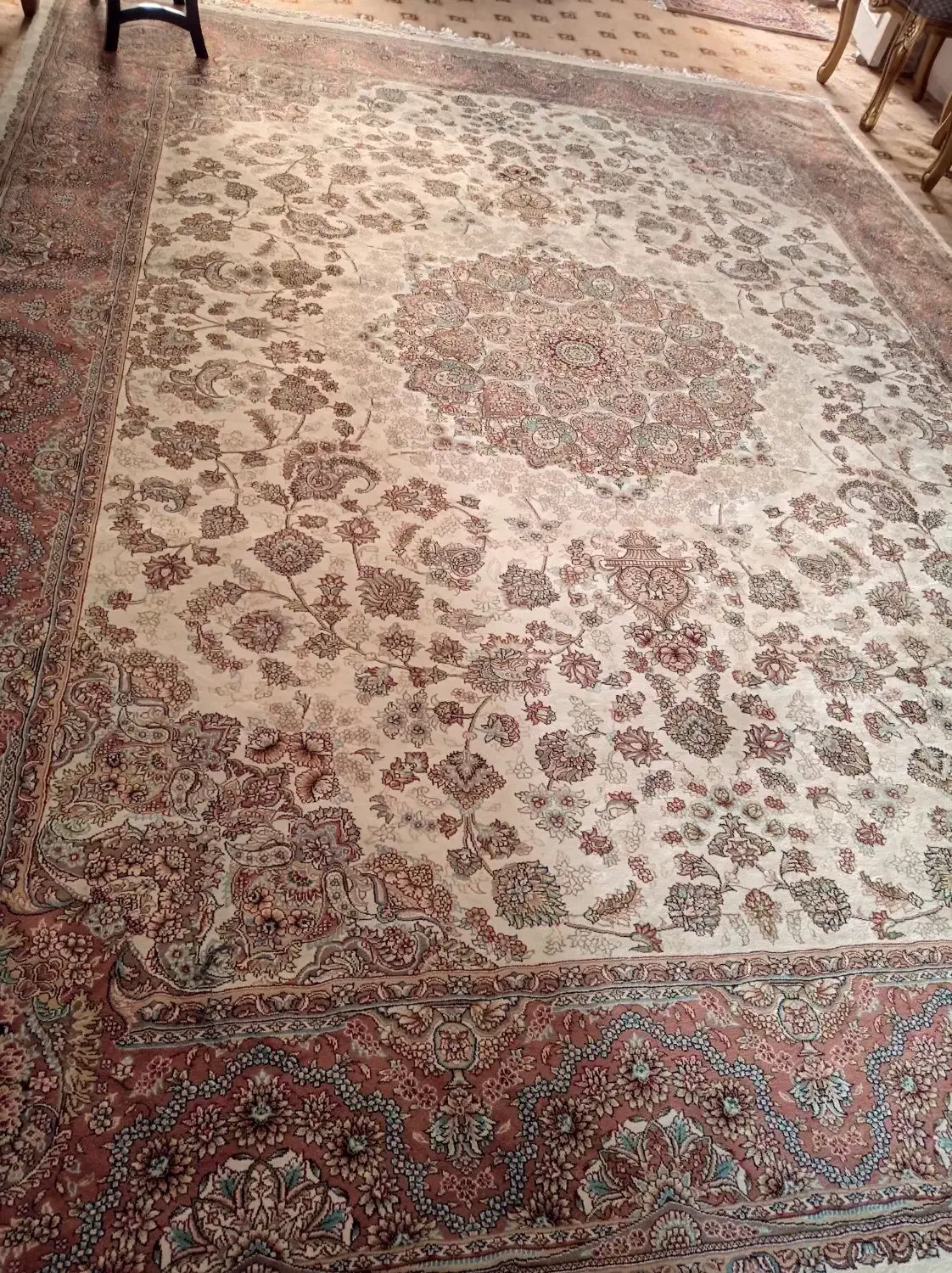 فرش 12متری درحدنو|فرش|مشهد, چهارچشمه|دیوار