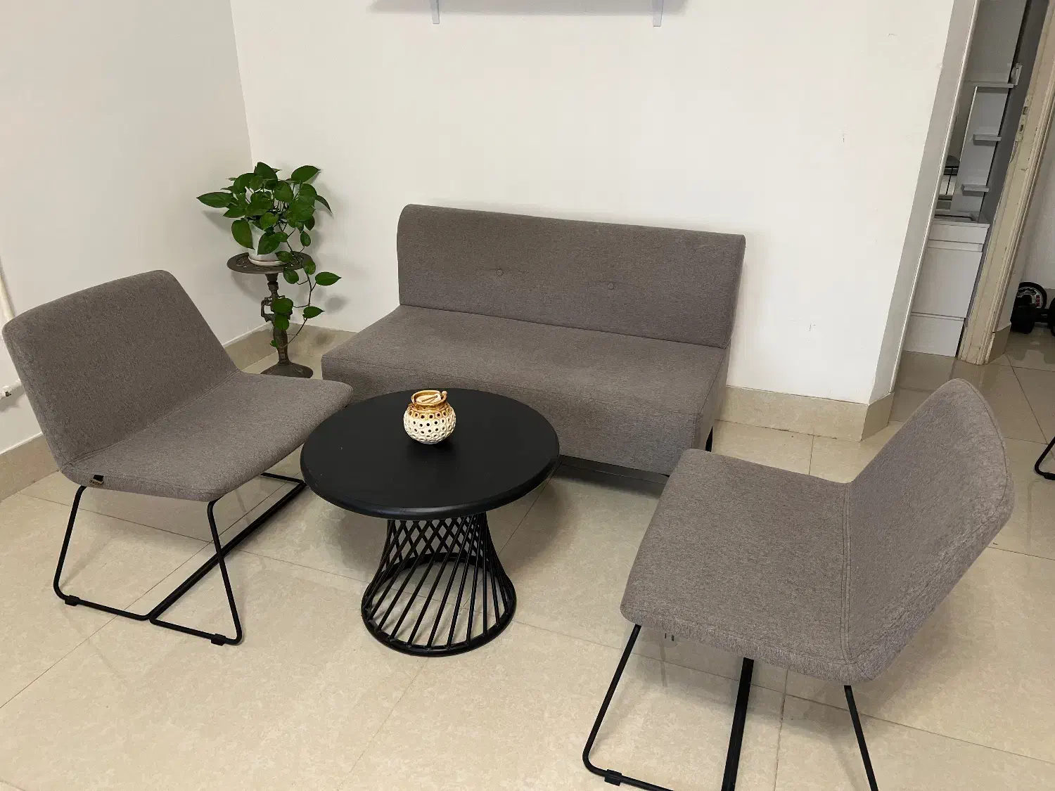 میز و مبل اداری نو ،برند نظری|مبلمان اداری|گرگان, |دیوار