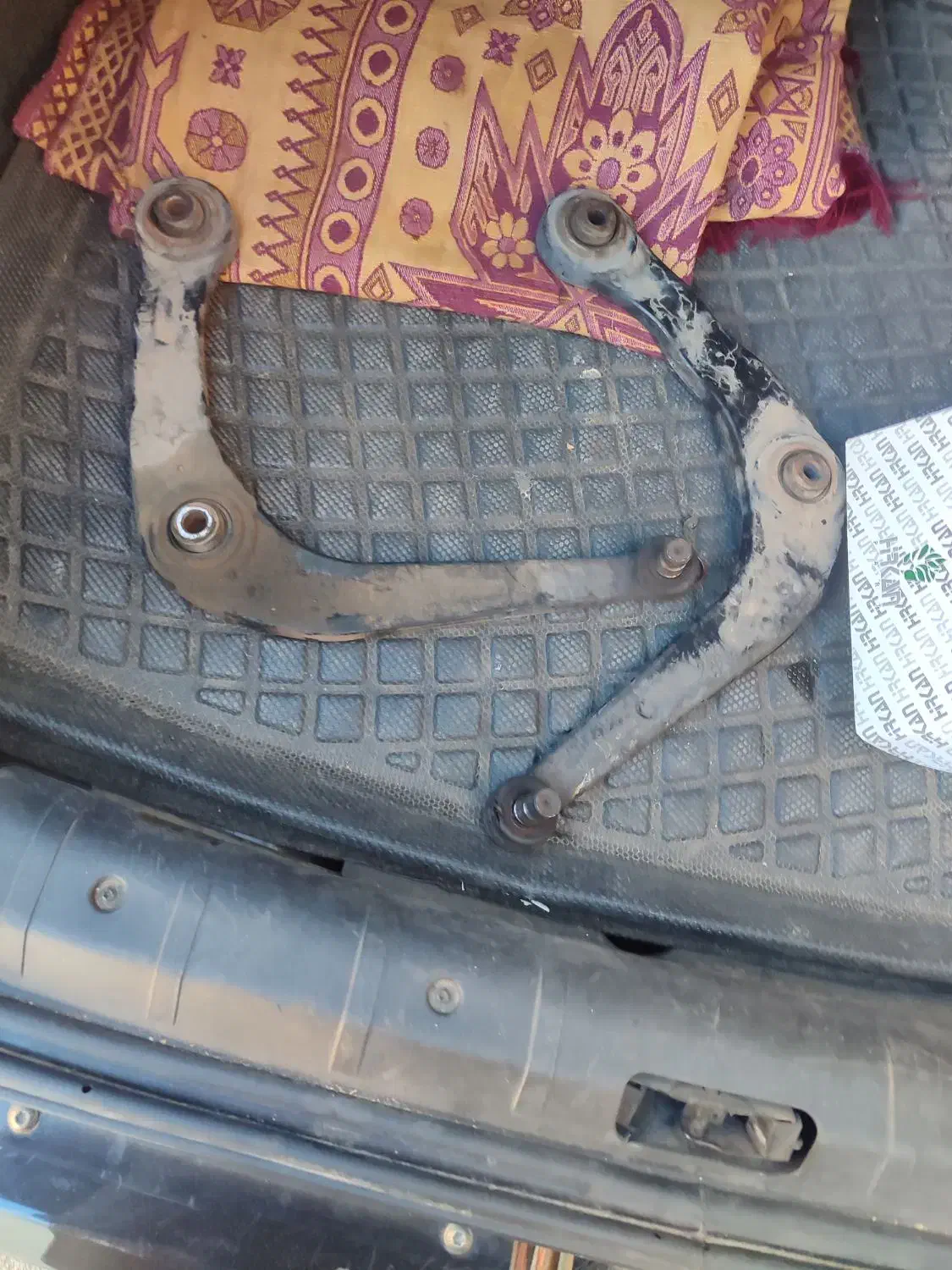 طبق 206 یا رانا فابریک و جعبه فرمان مگان|قطعات یدکی و لوازم جانبی|قم, شهرک سازمان آب|دیوار