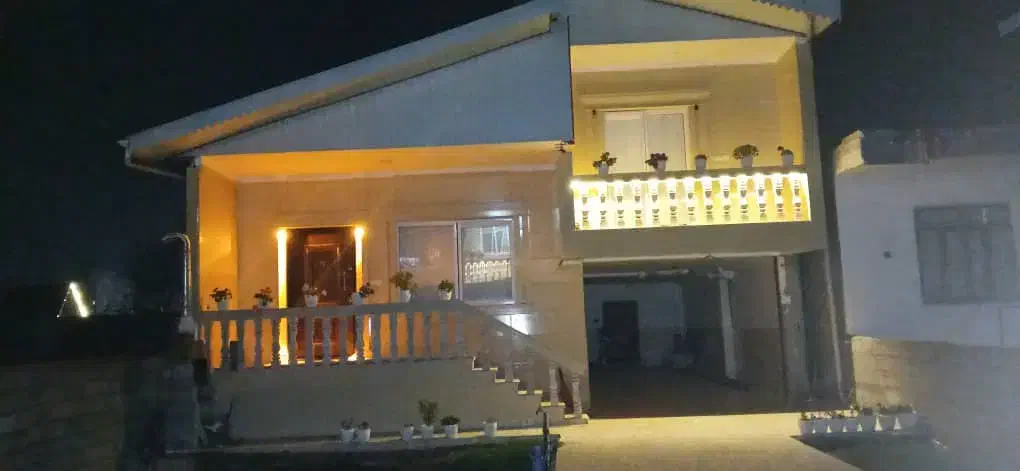 اجاره روزانه ویلای شیک موقعیت شهری|اجارهٔ کوتاهمدت ویلا و باغ|تالش, هشتپر|دیوار