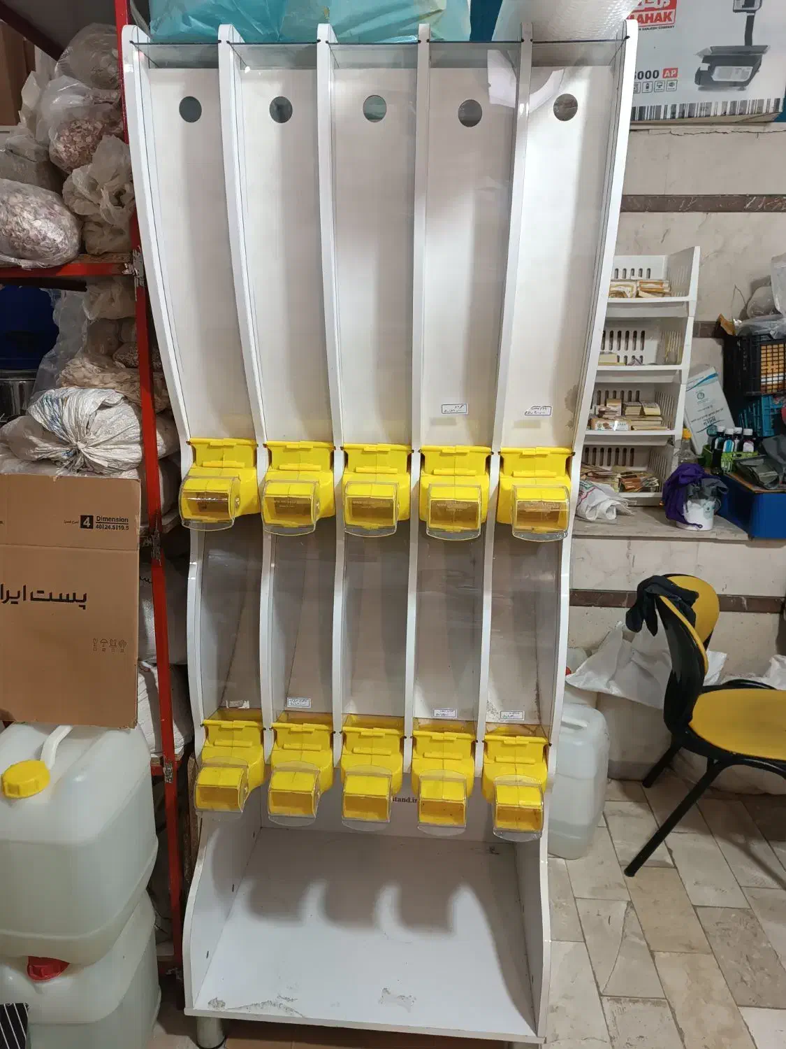 استند جای حبوبات و خشکبار|فروشگاه و مغازه|قم, بنیاد|دیوار