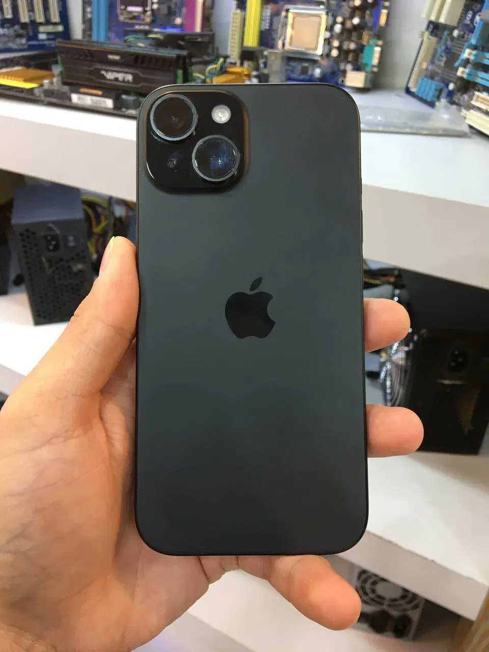 iphone 15 normal|موبایل|مشهد, هفت تیر (آب و برق)|دیوار