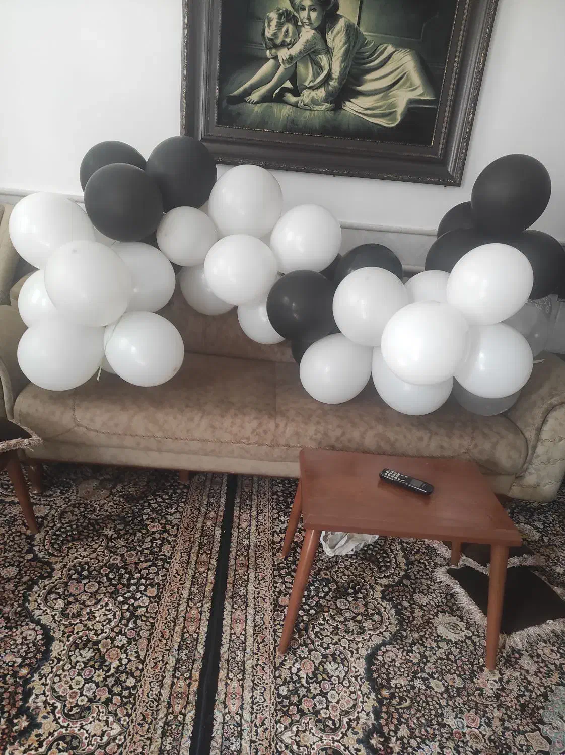 تم تولد|اسباببازی|قم, باجک دو|دیوار