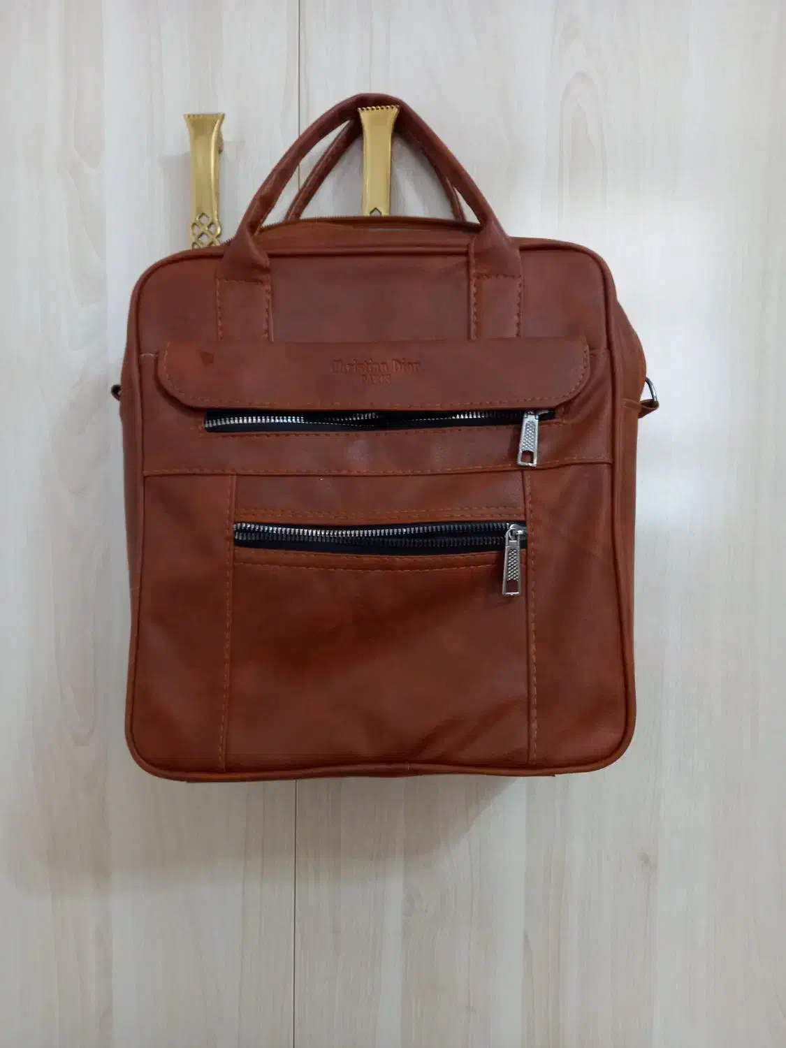 فروش فوری یه دونه کیف با یه دونه اغوشی بچه|کیف، کفش، کمربند|ارمند, |دیوار