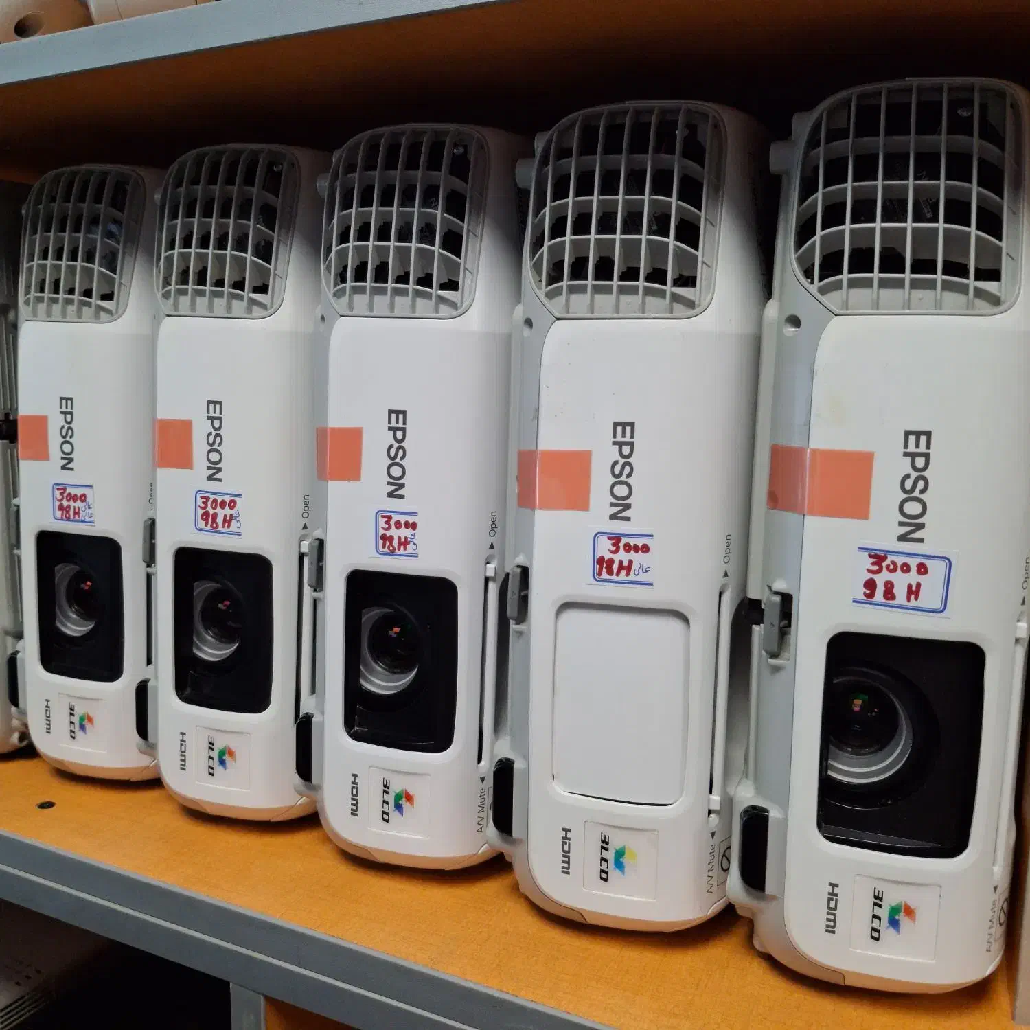 فروش تخصصی ویدیو پروژکتور های اپسونی قیمت ویژه|تلویزیون و پروژکتور|بیرجند, |دیوار