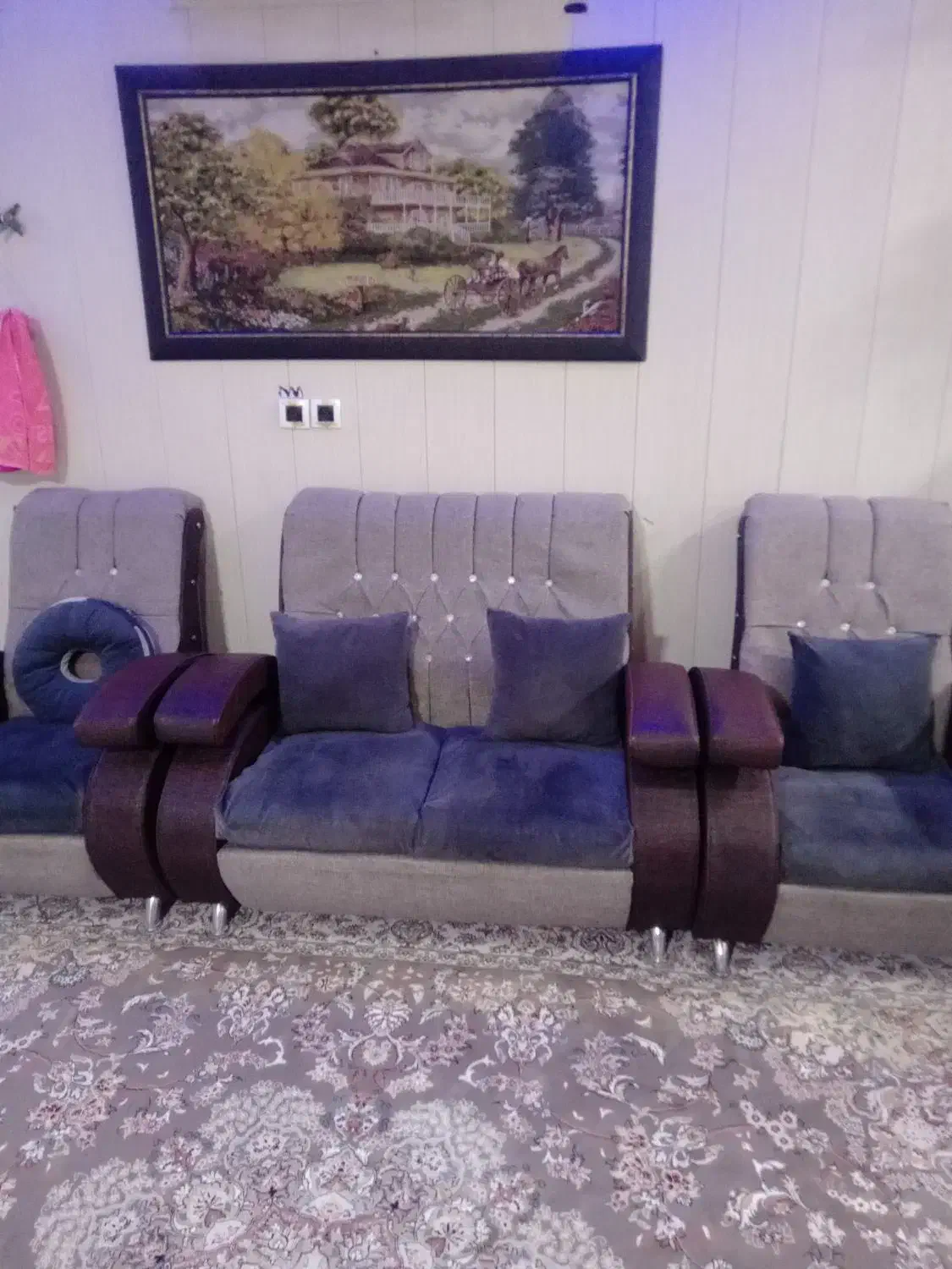 مبل کلاسیک. جرم وپارچه.|مبلمان خانگی و میز عسلی|سرپل ذهاب, |دیوار