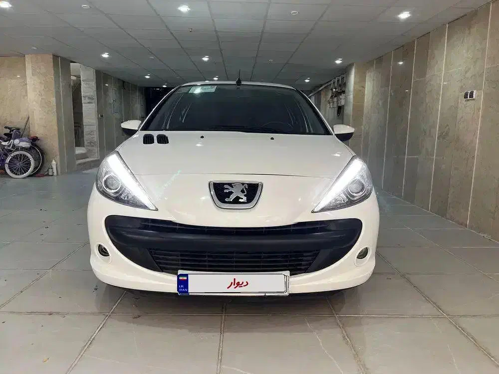 ۲۰۷|خودرو سواری و وانت|مرودشت, ابوذر شمالی|دیوار