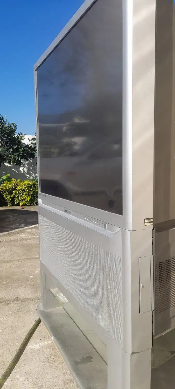 تلوزیونی مبله|کلکسیون اشیاء عتیقه|چابکسر, |دیوار