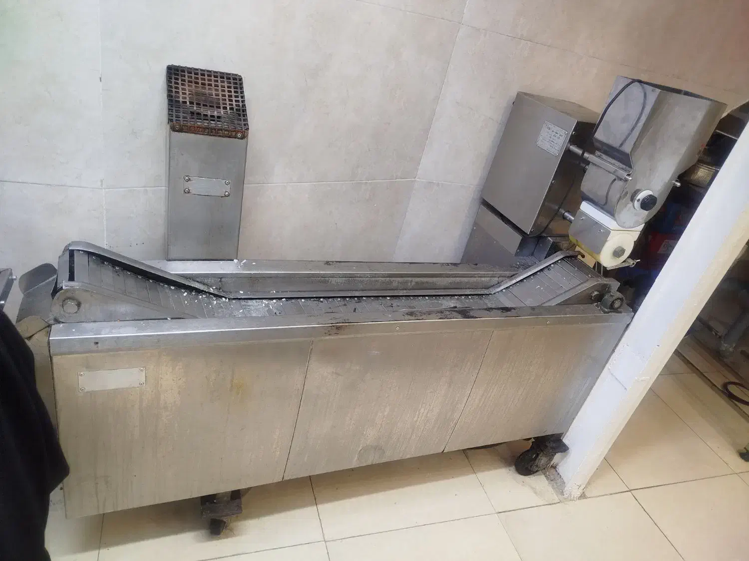 دستگاه فلافل زن ریلی|ماشین‌آلات صنعتی|ری, فیروزآبادی|دیوار