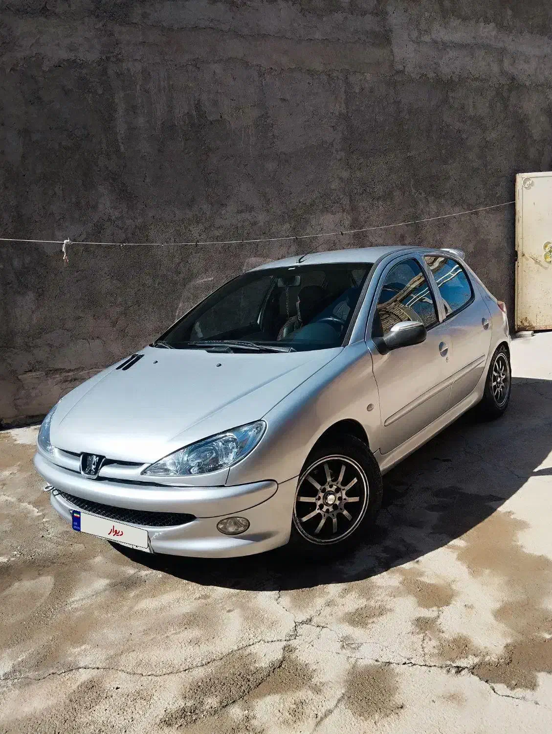 206تیپ 2 مدل 82|خودرو سواری و وانت|پرند, فاز ۶|دیوار