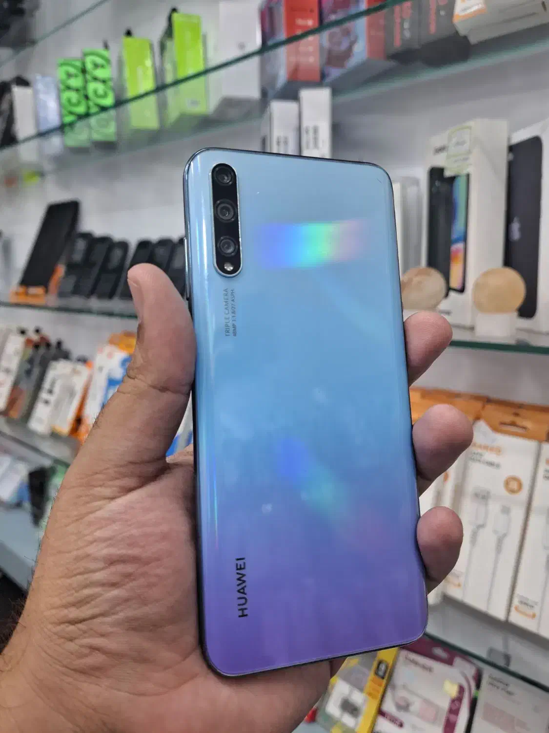 Huawei y8p درحد نو|موبایل|گنبد کاووس, |دیوار