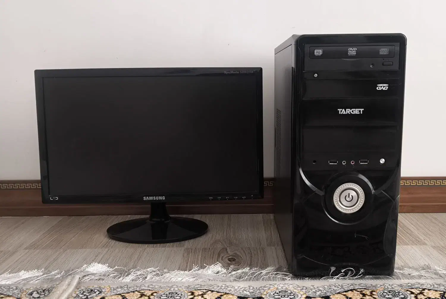 کامپیوتر|رایانه رومیزی|مهاباد (آذربایجان غربی), |دیوار