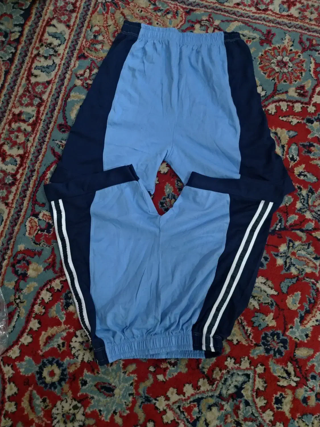 شلوارک|لباس|اندیمشک, |دیوار