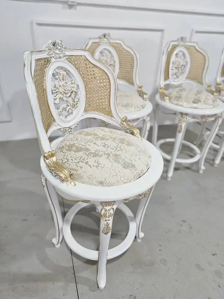 تعمیرات مبلمان ودرب .رنگکاری .رویه کوبی|خدمات پیشه و مهارت|تهران, مسعودیه|دیوار