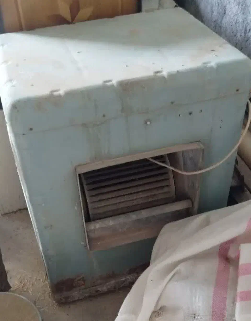 کولرآبی|کولر آبی|بافق, |دیوار