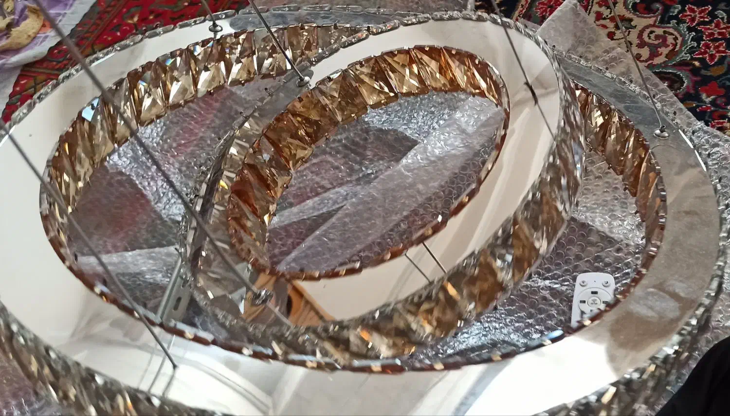 لوستر کریستال دو حلقه بدون استفاده و نو|لوستر و چراغ آویز|نجف‌آباد, نمازی|دیوار