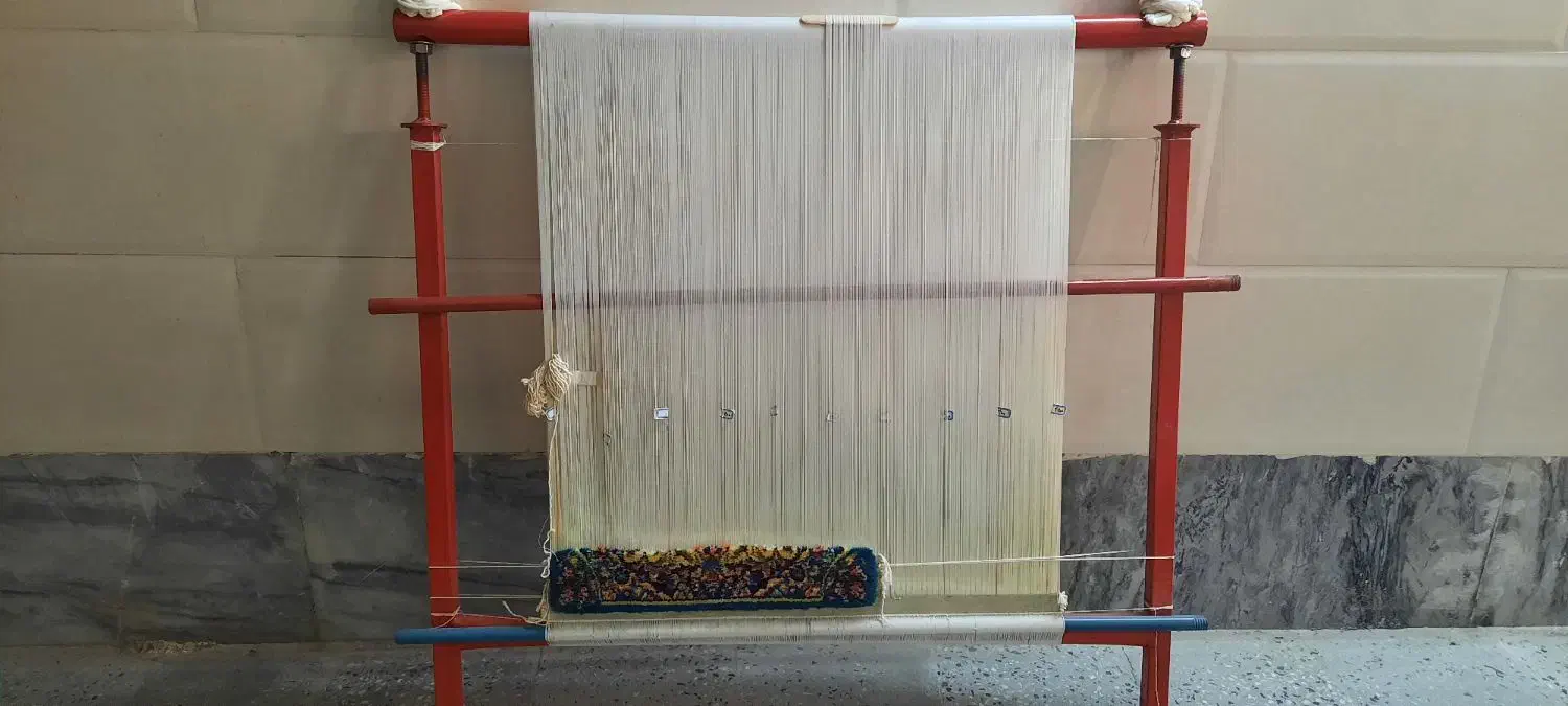 دار قالی چرخشی|صنایع دستی و سایر لوازم تزئینی|بروجرد, |دیوار