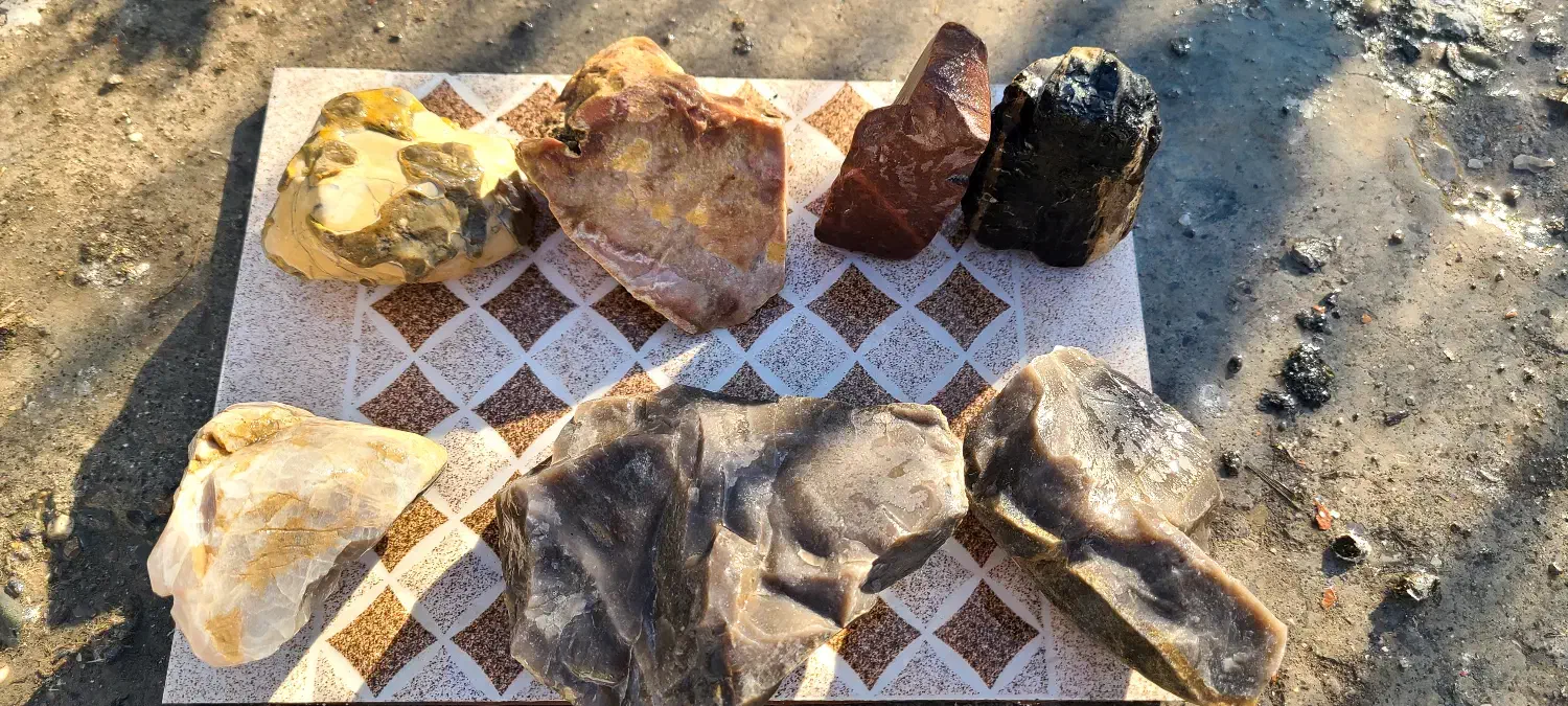 سنگ عقیق|جواهرات|خان ببین, |دیوار