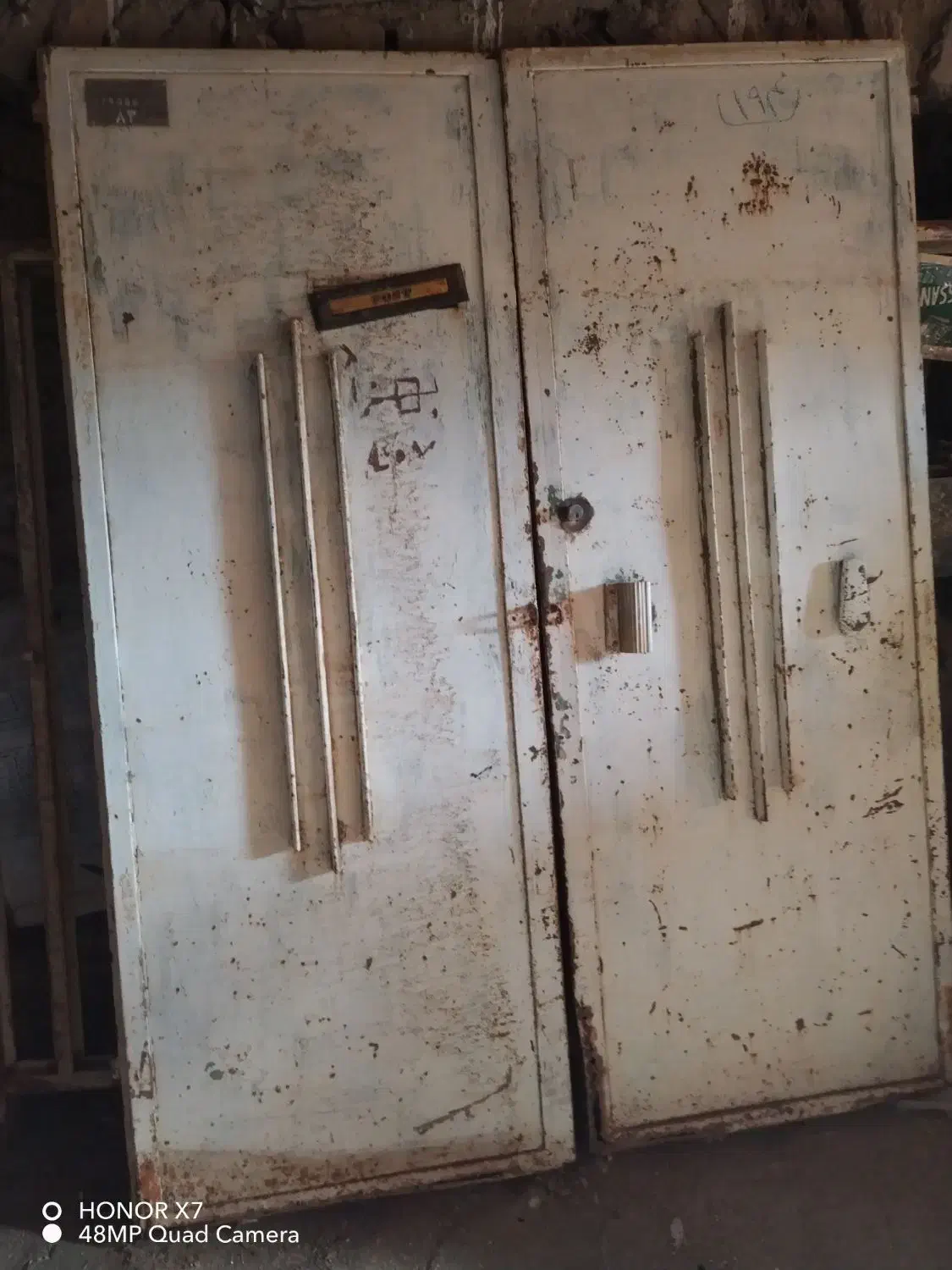 درب حیاط|مصالح و تجهیزات ساختمان|سبزوار, قصبه غربی|دیوار