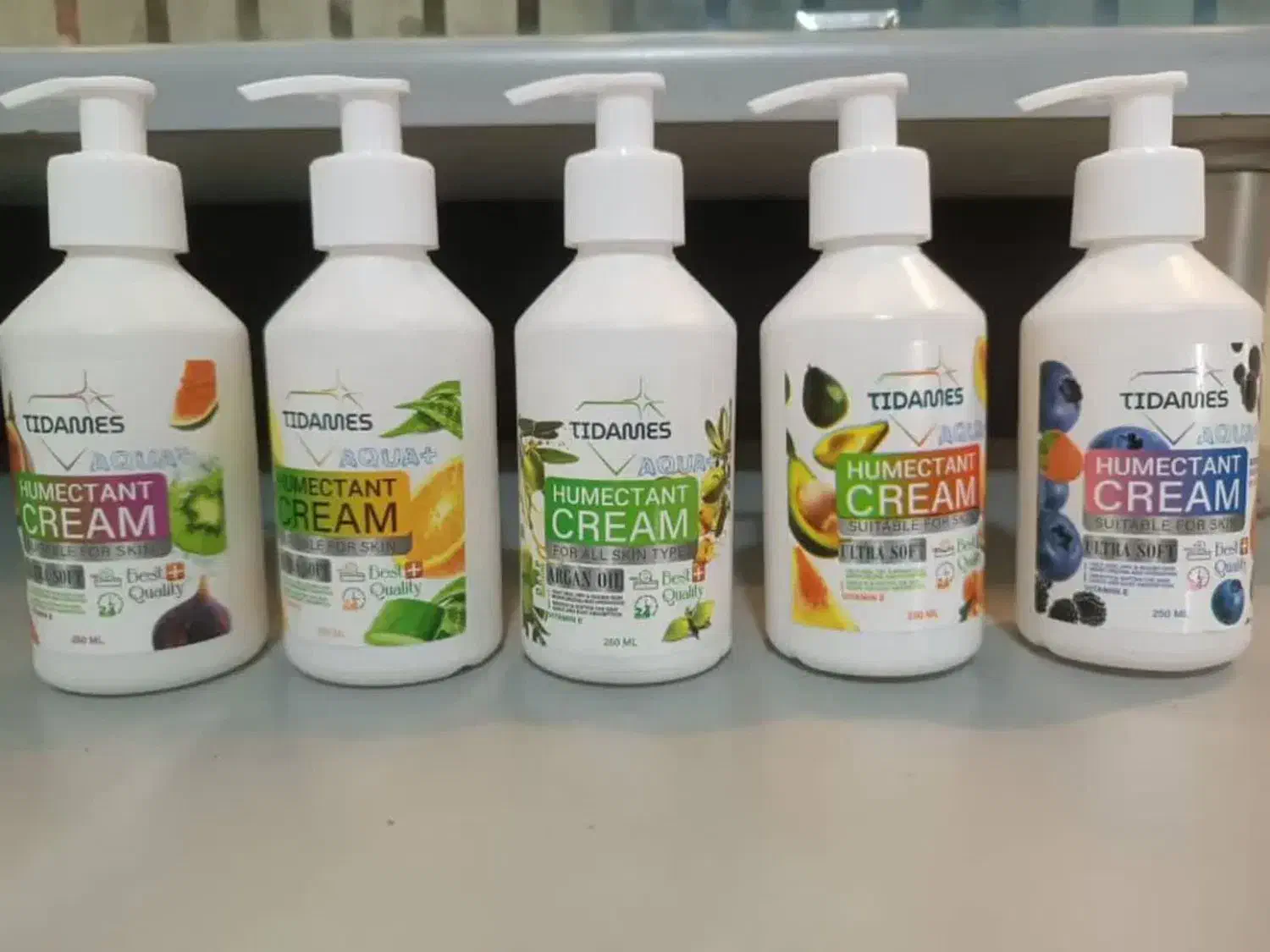 کرم مرطوب کننده|آرایشی، بهداشتی، درمانی|مشهد, فاطمیه|دیوار