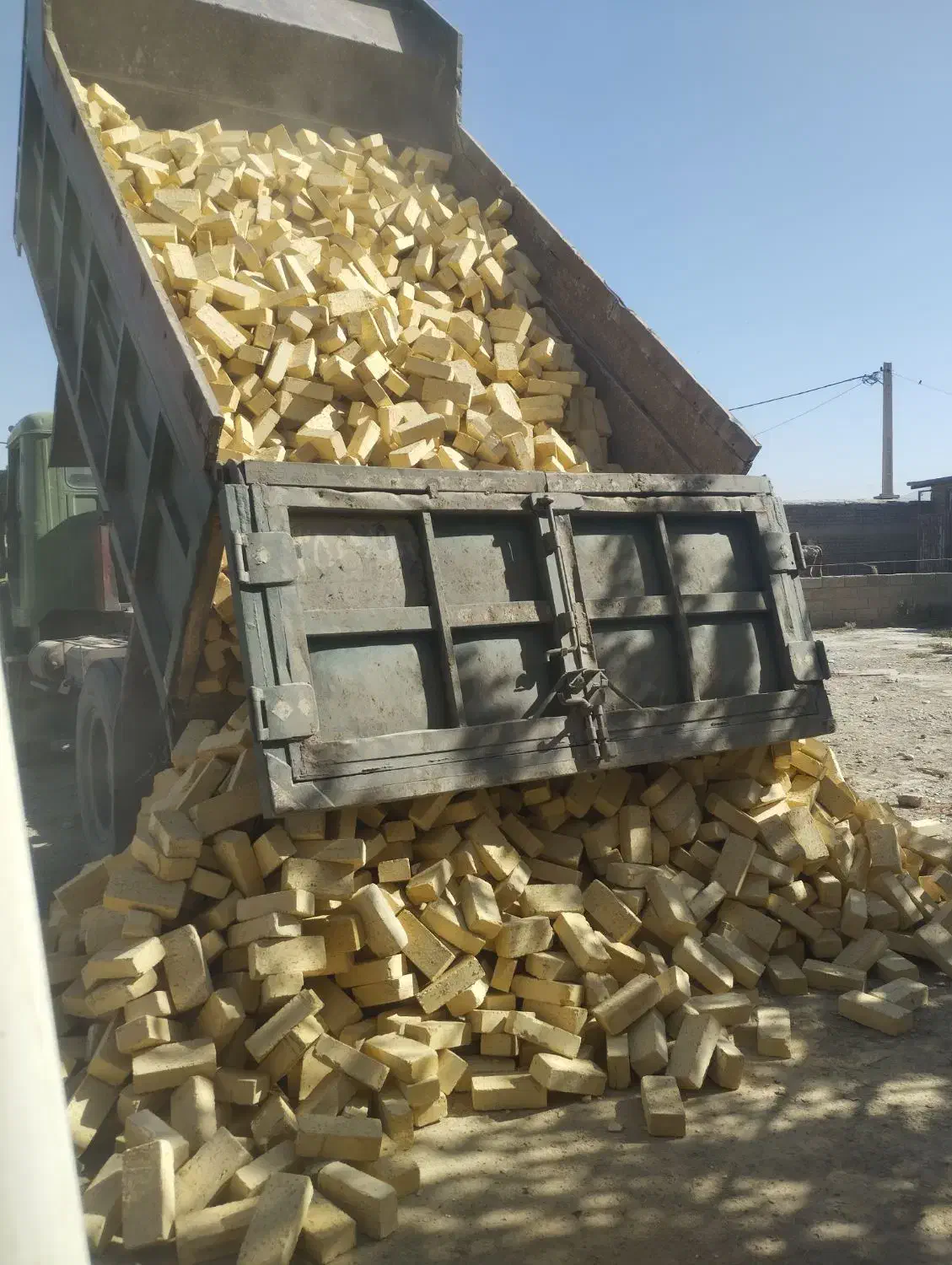 آجر ماسه نخودی بلوک کود|مصالح و تجهیزات ساختمان|ملایر, |دیوار