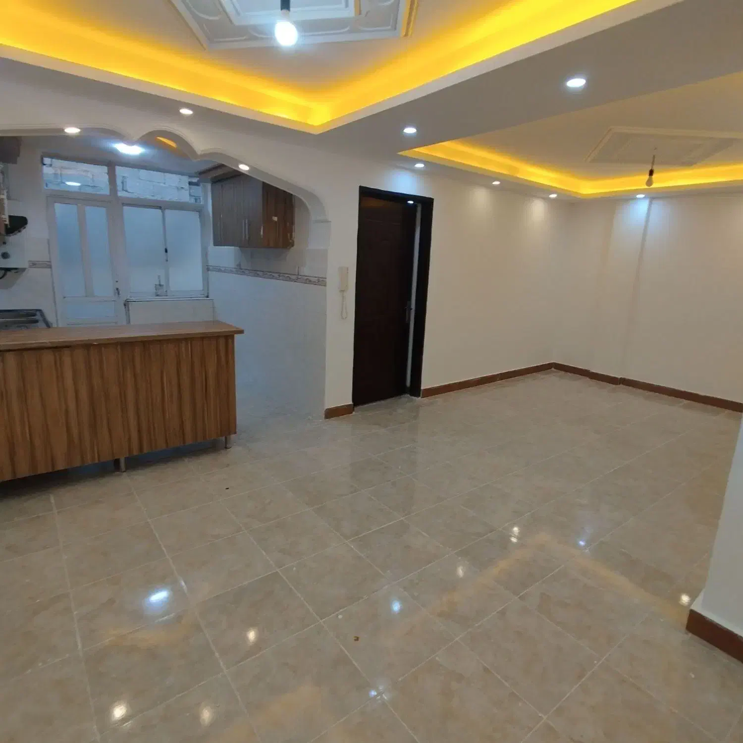 واحدتک خواب همکف|اجارهٔ آپارتمان|رشت, نخودچر|دیوار