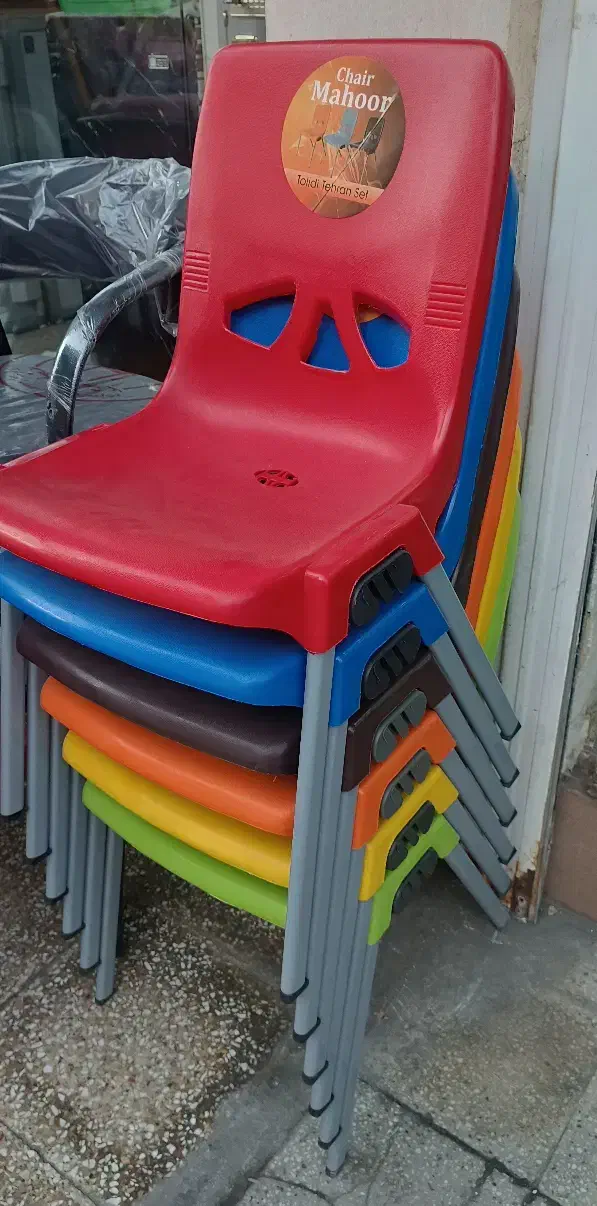 صندلی پلاستیکی پایه فلزی ماهور کد ۸۳۰|صندلی و نیمکت|اهواز, امانیه|دیوار