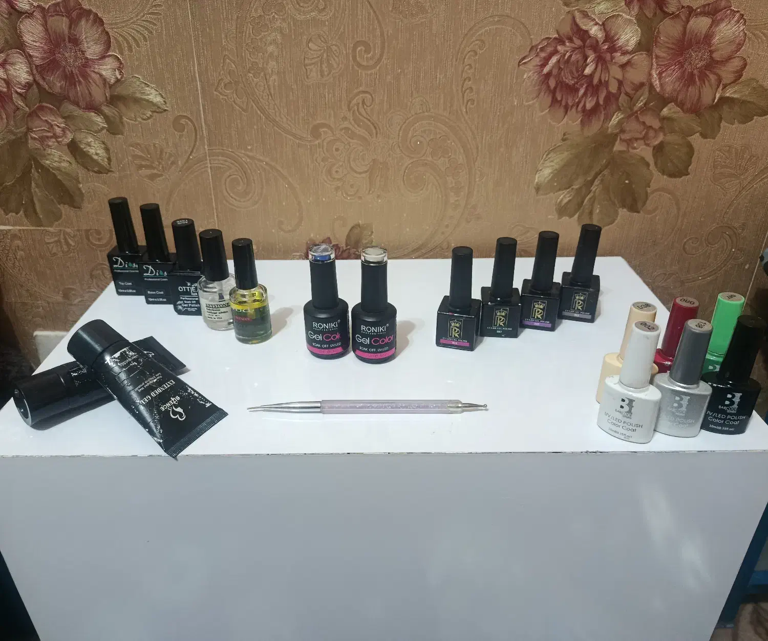 لوازم کاشت ناخن|آرایشی، بهداشتی، درمانی|خمینی‌شهر, |دیوار