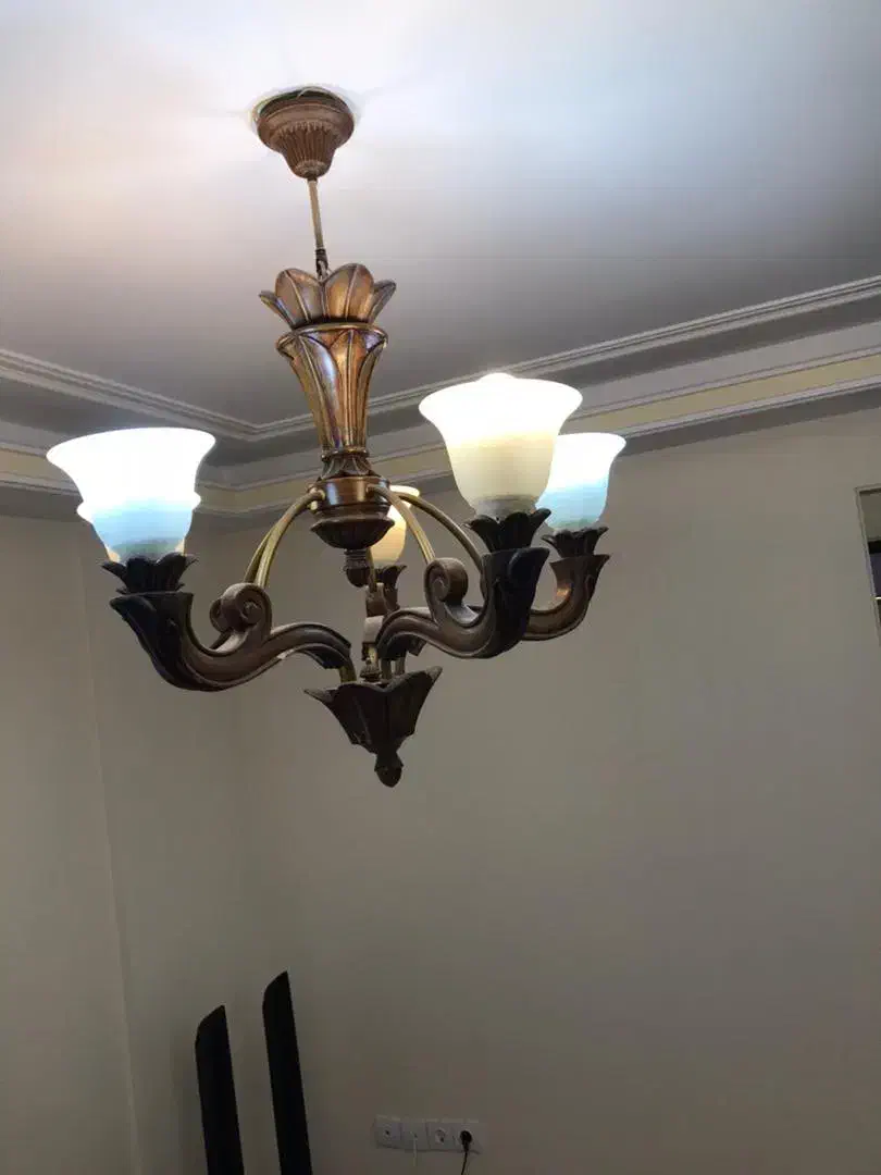 لوستر ۵ شاخه|لوستر و چراغ آویز|تهران, مجیدیه|دیوار