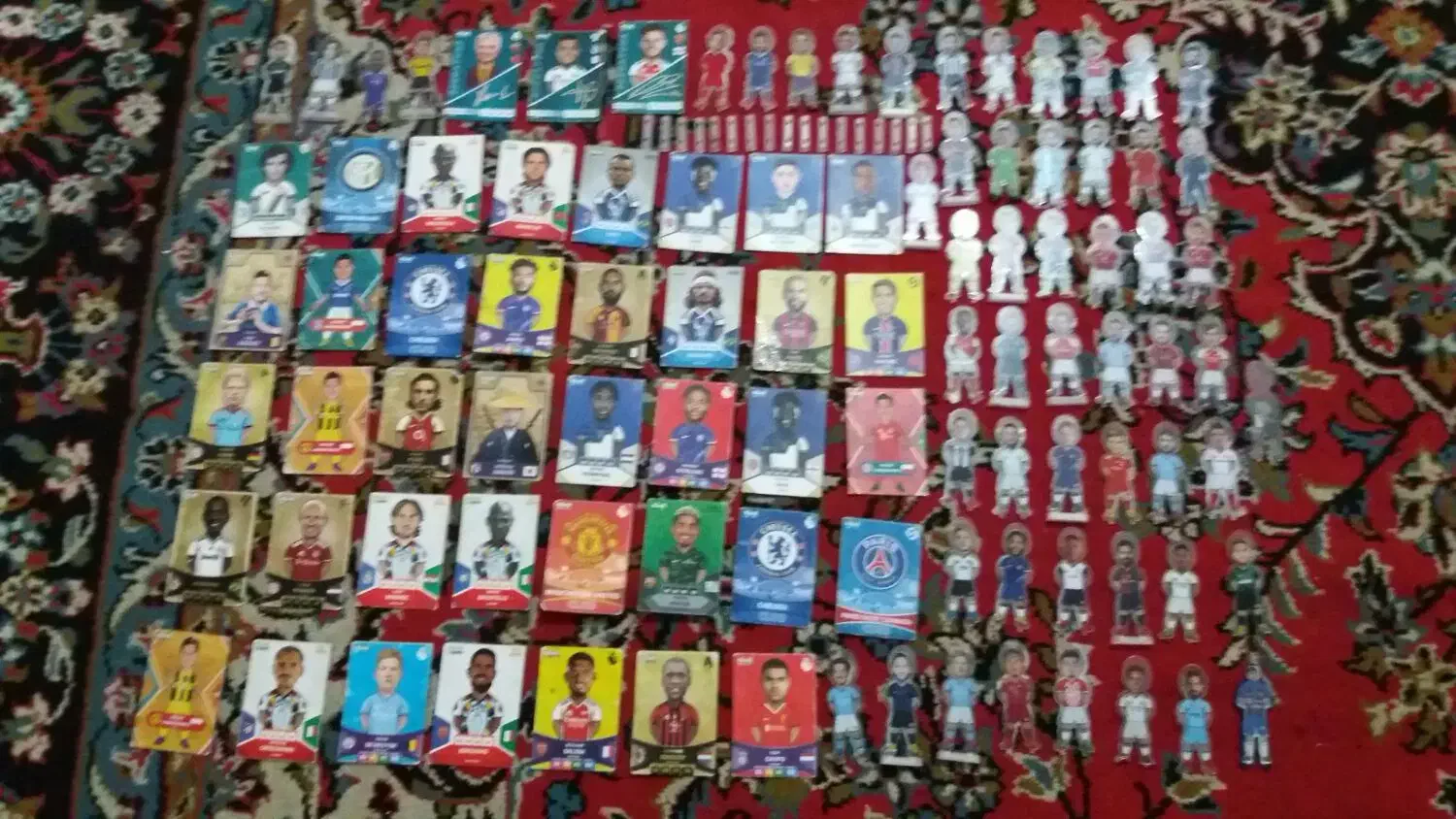 تعدادی کیمدی و فیگور معاوضه با فندک ساده و طرح دار|اسباببازی|الیگودرز, |دیوار