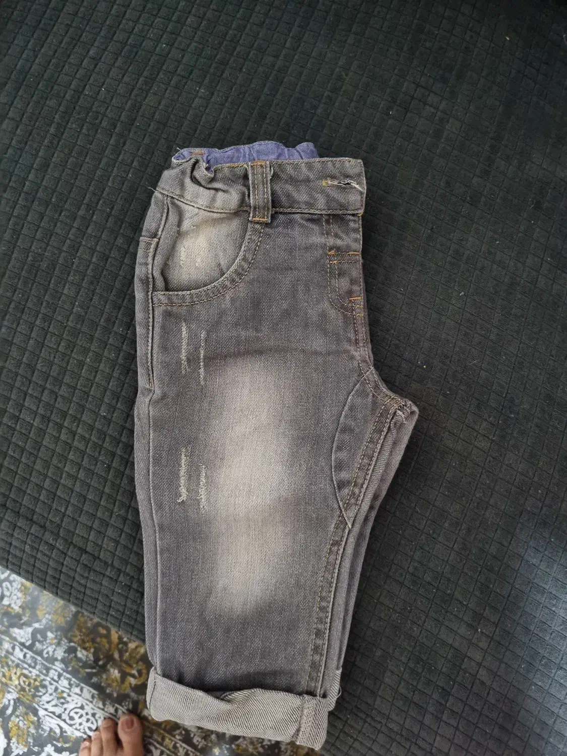 کلاه و تعدادی لباس بچه|کفش و لباس بچه|شیراز, دلجو|دیوار