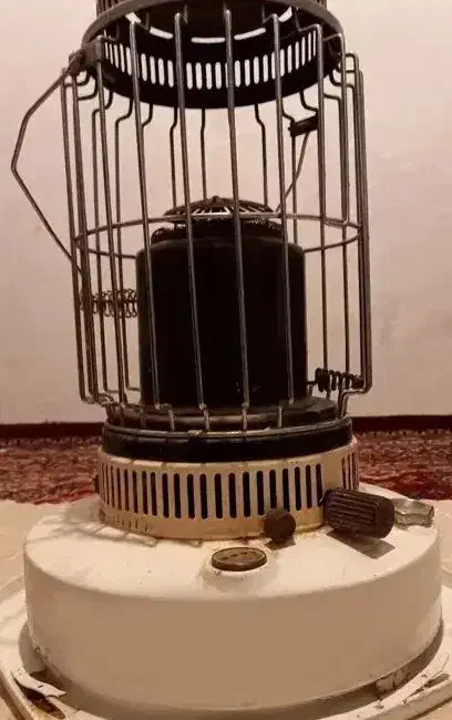 چراغ نفتی قدیمی آنتیک|بخاری، هیتر، شومینه|کرج, مجتمع صنفی صنعتی|دیوار