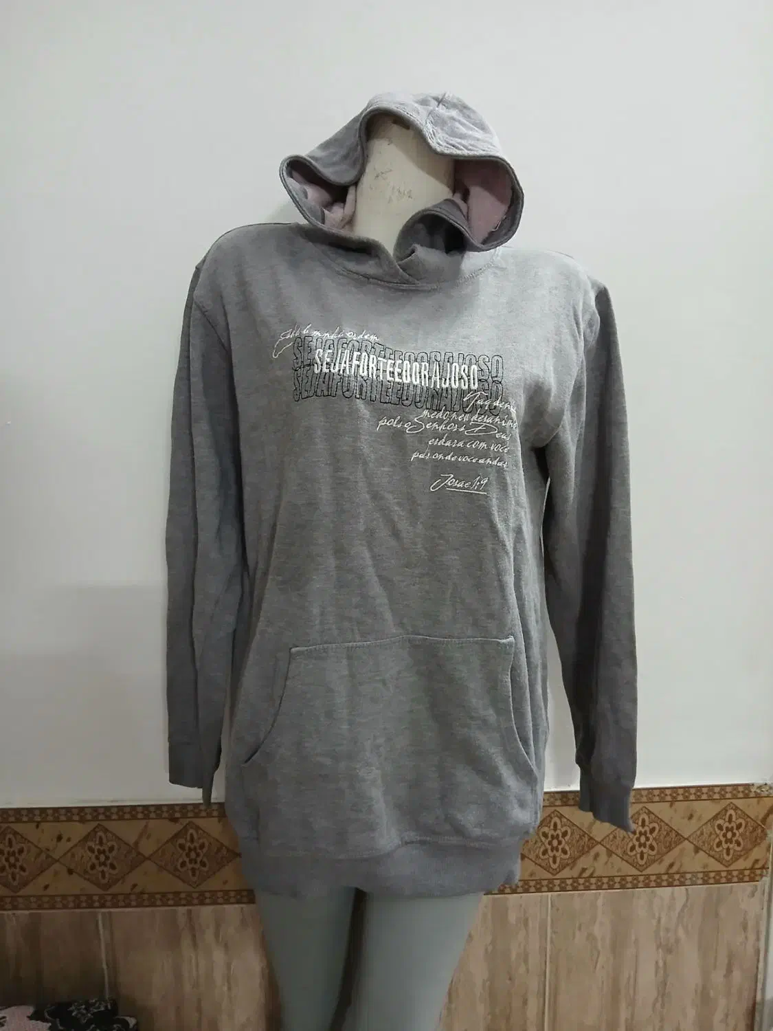 بافت|لباس|تربت جام, والفجر|دیوار