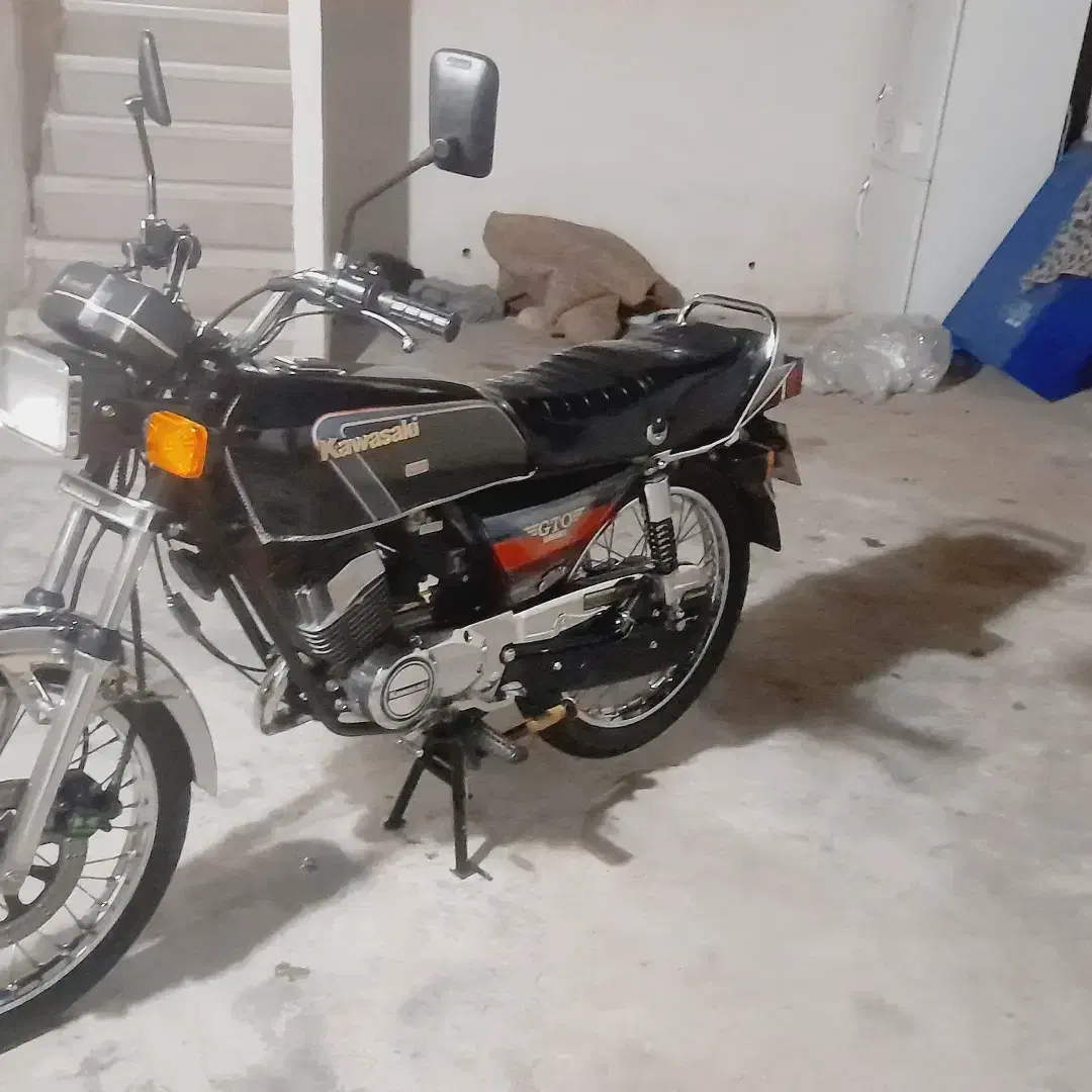 فروشی|موتورسیکلت|مرودشت, بیست متری بیمارستان|دیوار