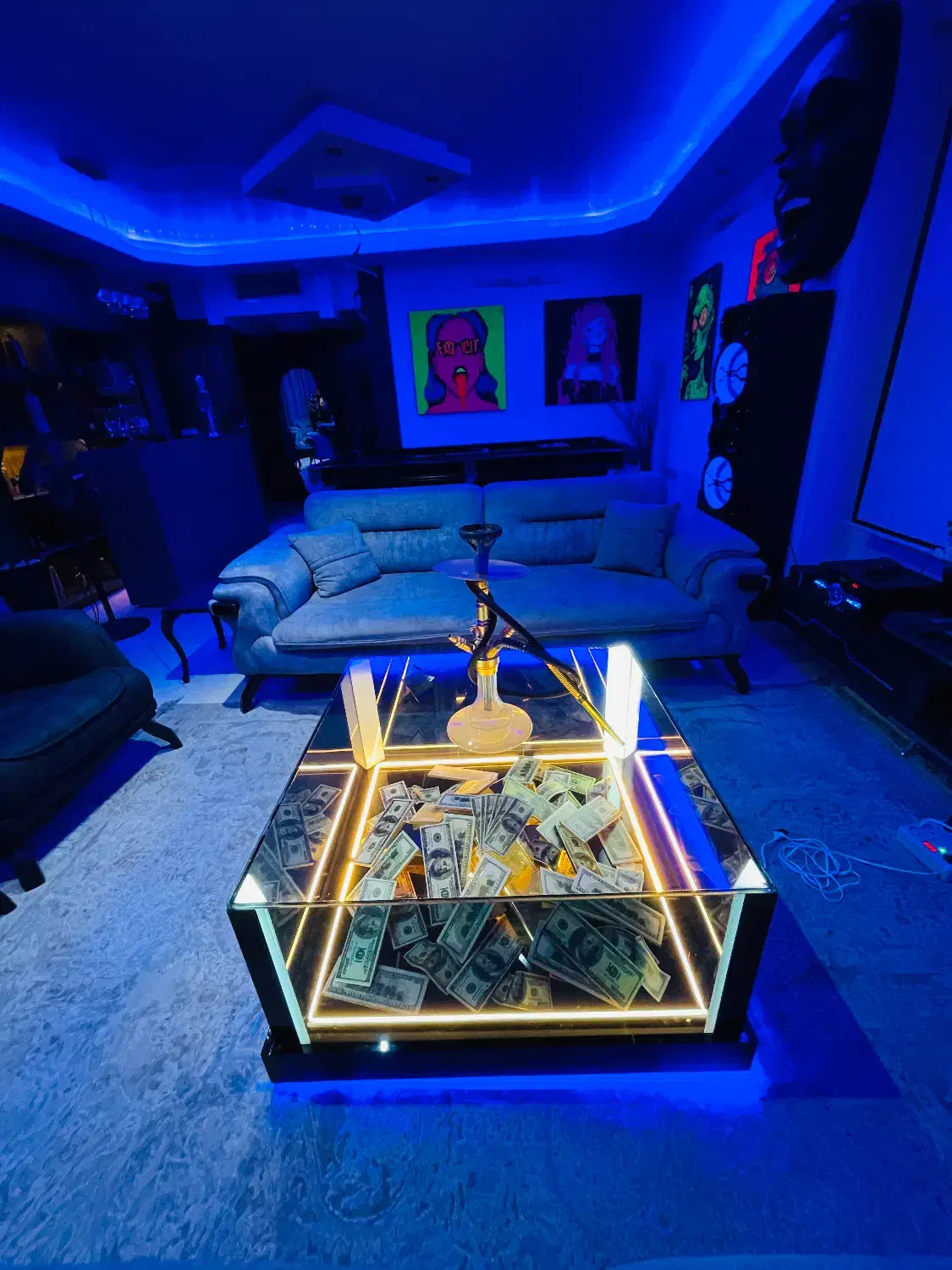 واحد مبله لوکس و لاکچری(vip)|اجارهٔ کوتاهمدت آپارتمان و سوئیت|اصفهان, پارک مشتاق|دیوار