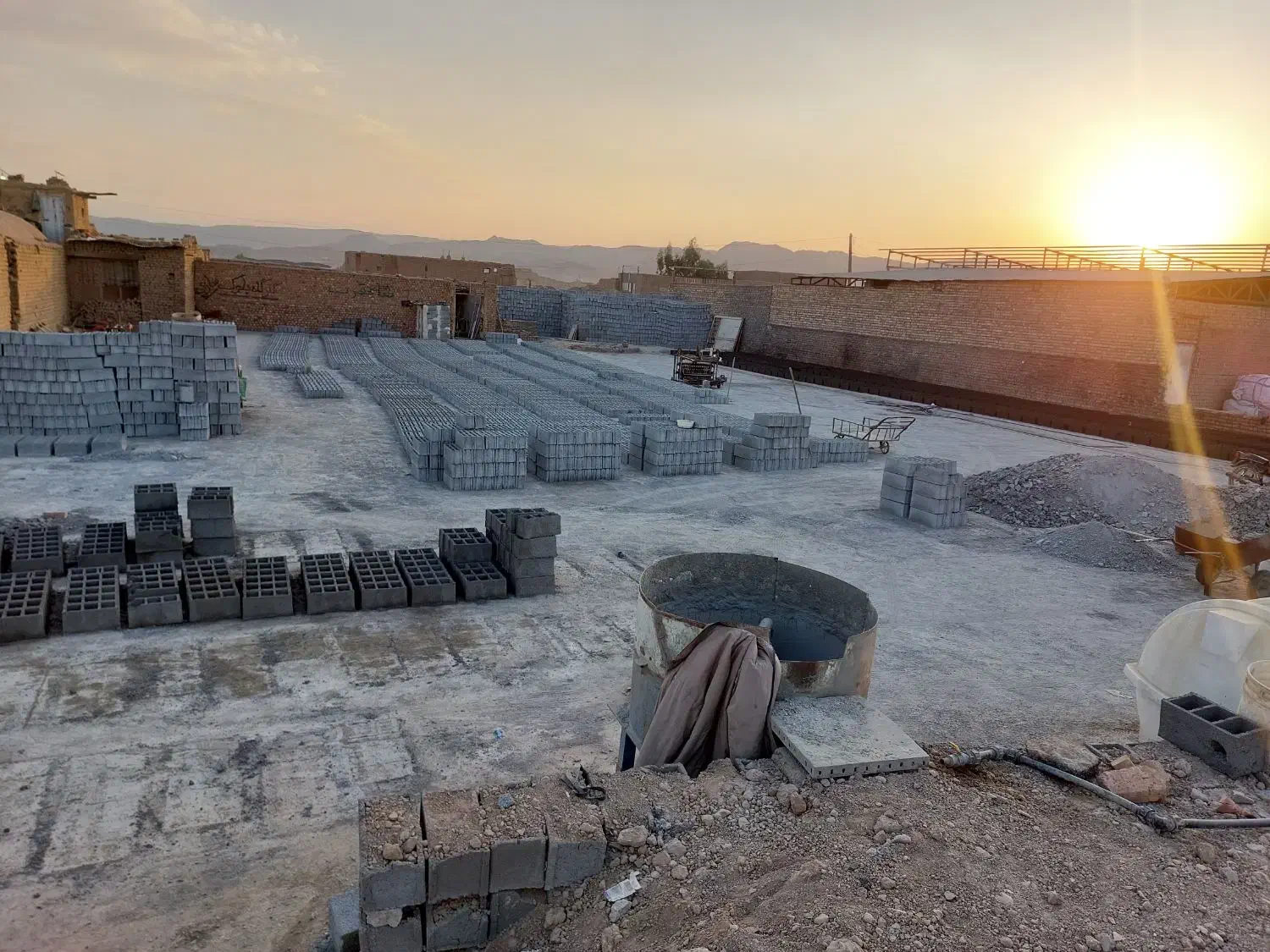 بلوک بولوک ۲۰*۴۰ ۵۰*۱۵ ۴۰*۱۰ طرح لیکا کیفیت بالا|مصالح و تجهیزات ساختمان|قم, زنبیل آباد|دیوار