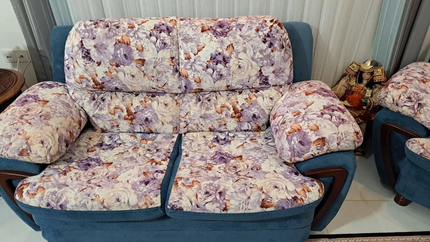 مبل هفت نفره رنگ شاد کاملا راحتی تر تمیز|مبلمان خانگی و میز عسلی|چابهار, |دیوار