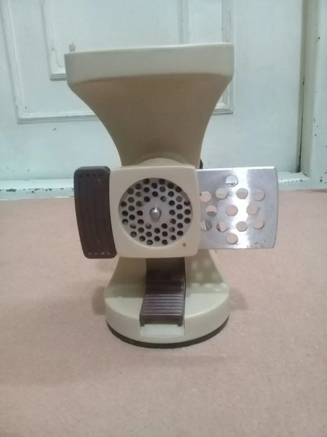 چرخ گوشت دستی تورنادو|خردکن، آسیاب، غذاساز|خرمآباد, |دیوار