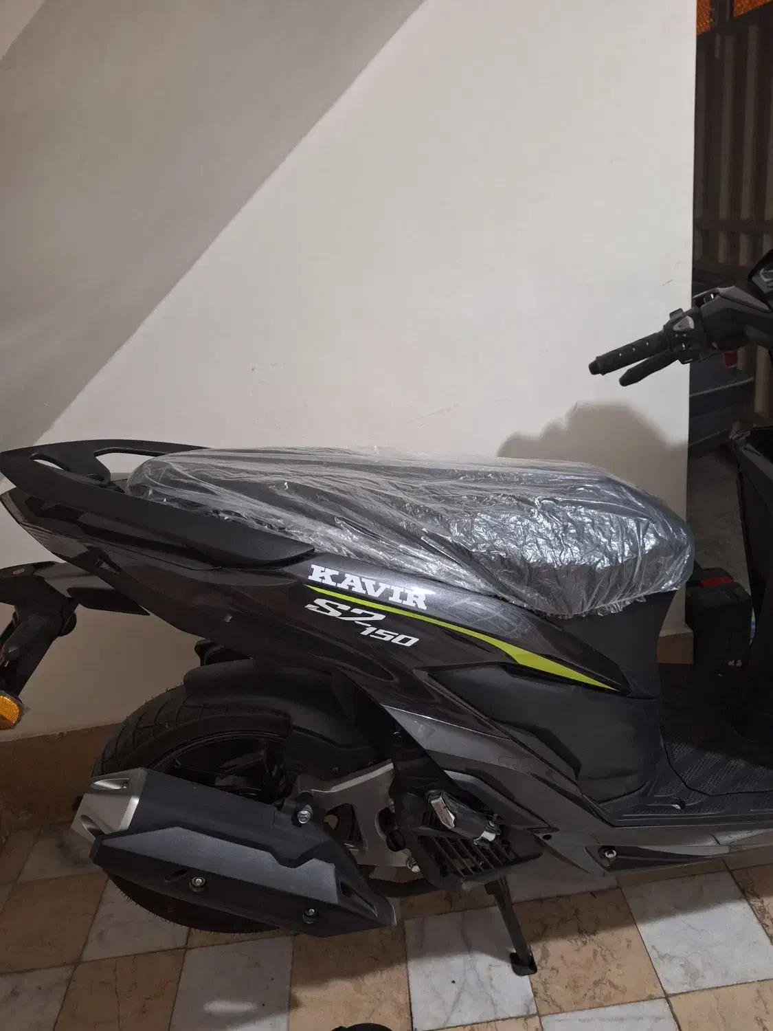 کویر s2 adv|موتورسیکلت|شیراز, تندگویان|دیوار