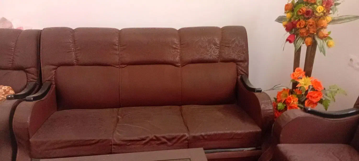 دودست مبل تمیز و کم کار|مبلمان خانگی و میز عسلی|سبزوار, پاسداران|دیوار