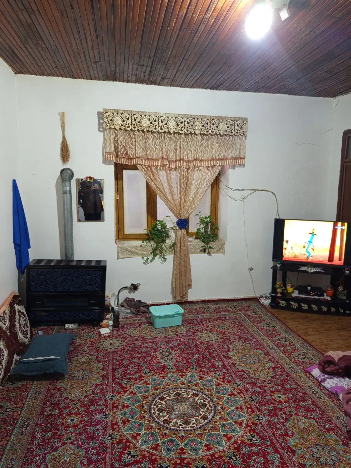 ویلا۵۰۰ متری با یک خانه ۱۲۰ متری|فروش خانه و ویلا|صومعهسرا, |دیوار