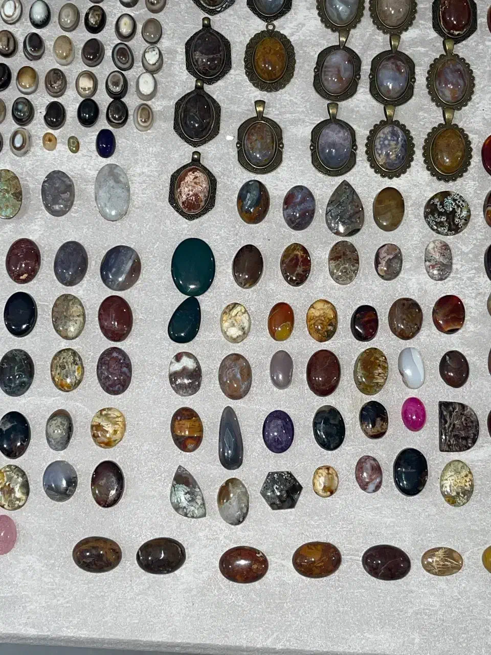 نگین و راف|جواهرات|کوشکنار, |دیوار