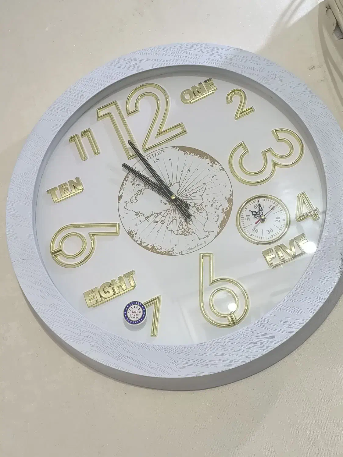 ساعت تازه خریدم تو کارتونش آک آک گذاشتم|ساعت دیواری و تزئینی|شوش, |دیوار