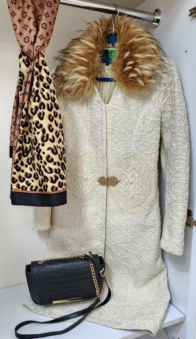 مانتو پالتو روسری شال شلوار شومیز پیراهن و ...|لباس|تهران, سازمان آب|دیوار