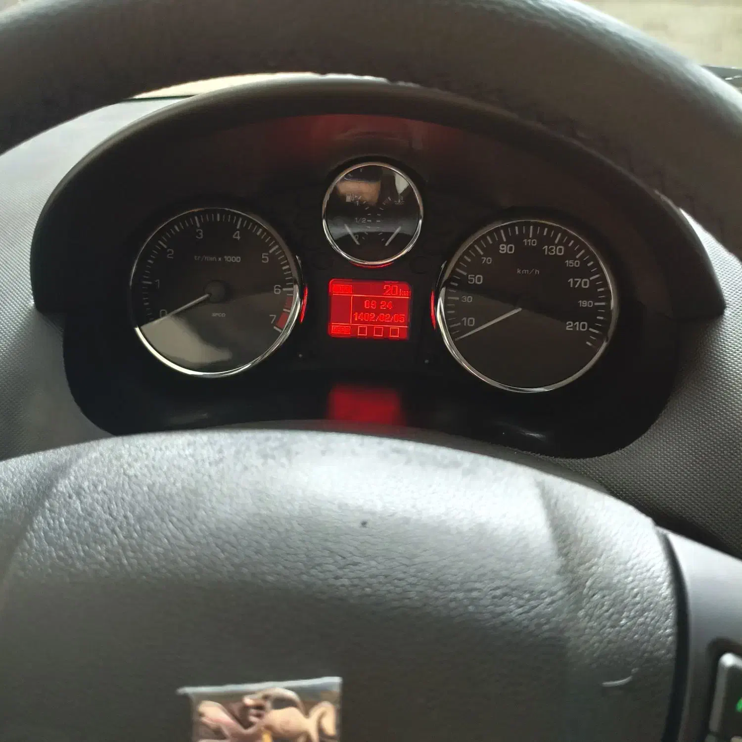 207 پانا اتومات ارتقا یافته|خودرو سواری و وانت|مهریز, |دیوار