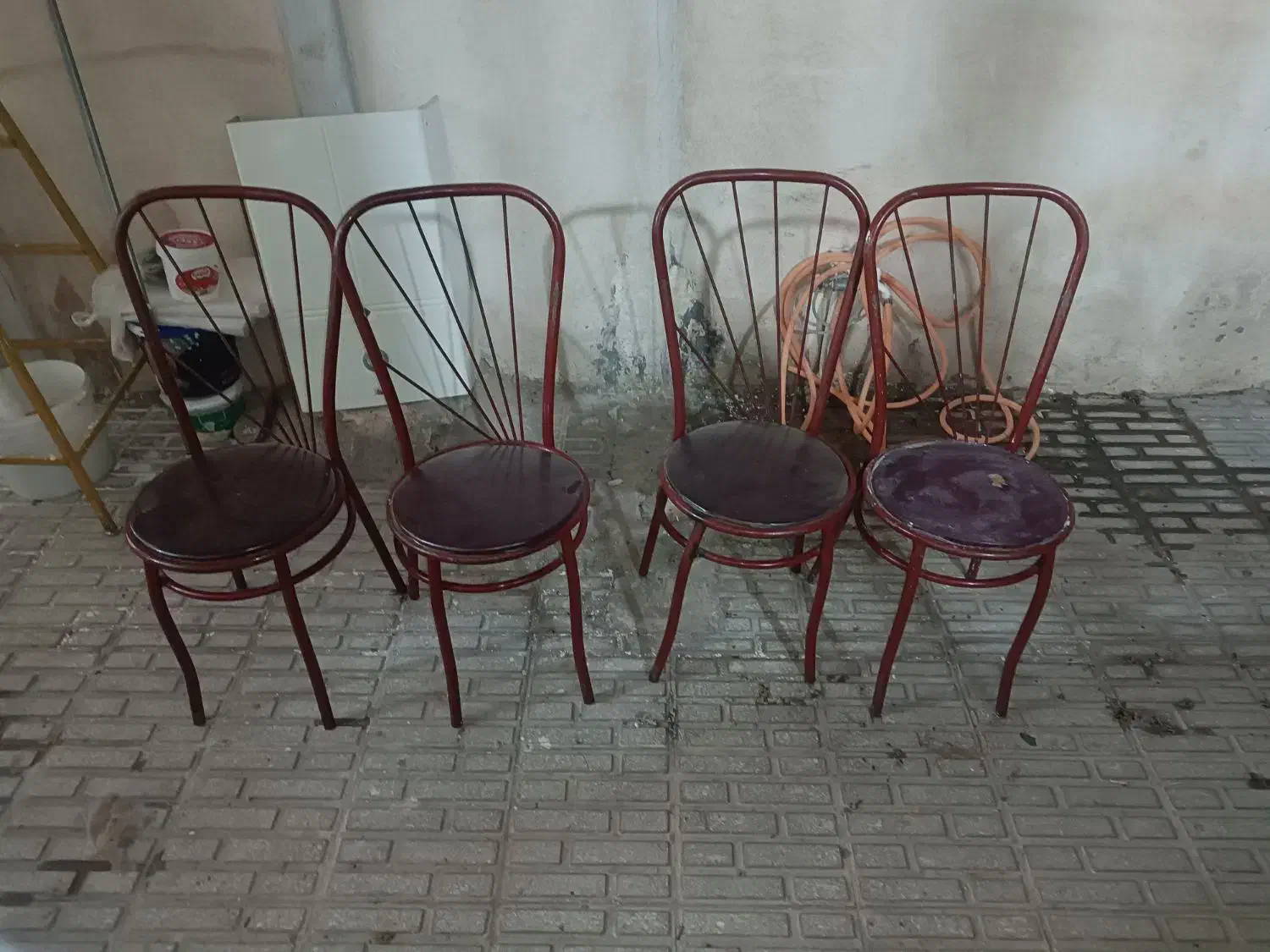 میز نهار خوری کاملاً سالم ومحکم|میز و صندلی غذاخوری|کرمانشاه, |دیوار