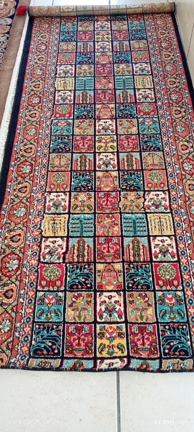 قالیچه‌سالم‌وبدون‌سوختگی‌وپارگی|فرش|شیراز, جوادیه|دیوار